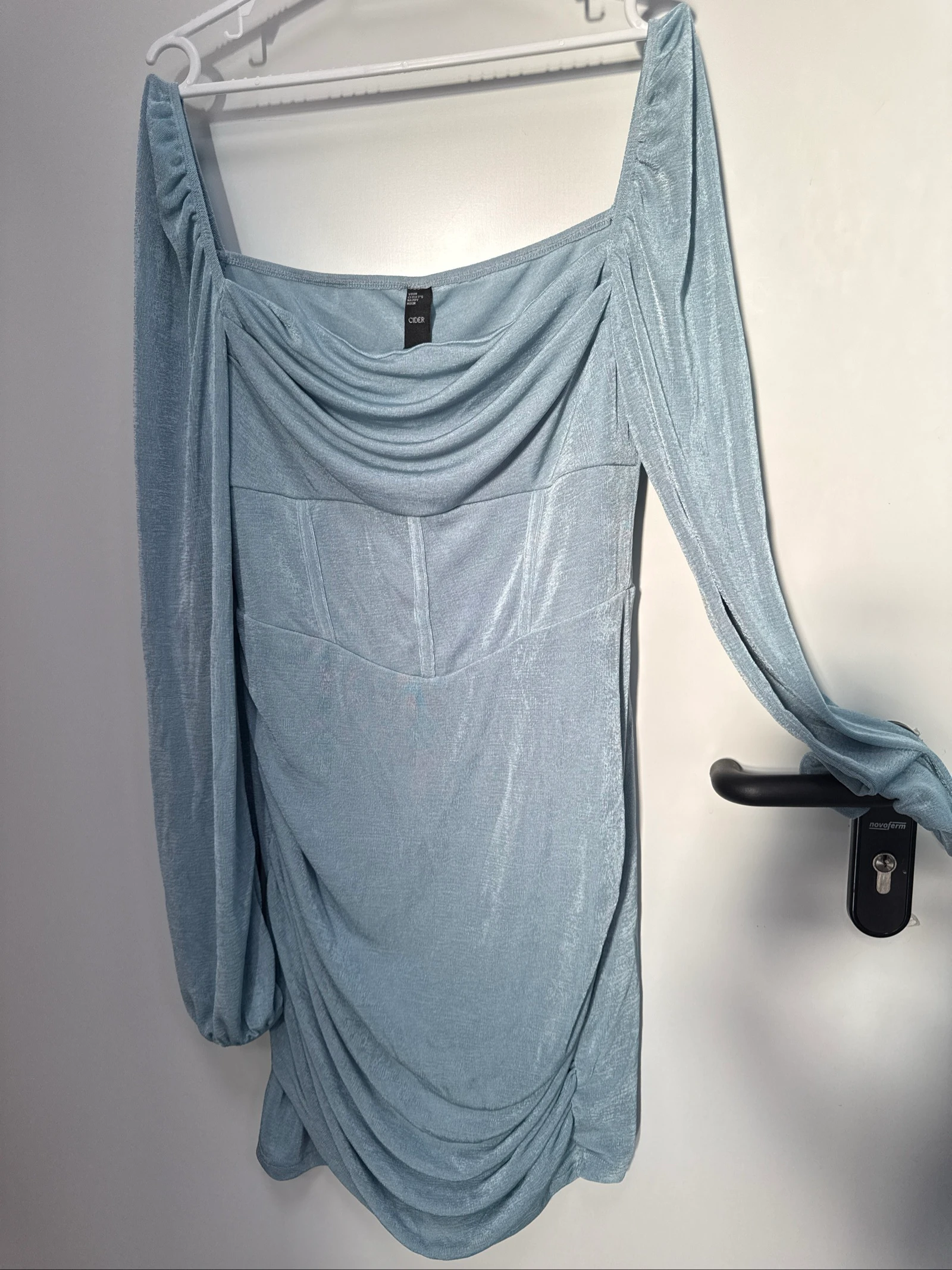 Vestido mini fruncido Cider azul cielo manga larga talla L nuevo con etiqueta